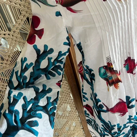 Soft Surroundings White and Red Fish Print Tunic - Picture 4 of 10